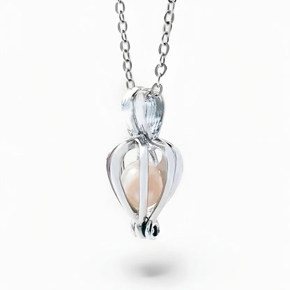 Pearl necklace